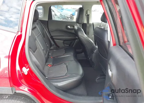 2017 Jeep Compass Trailhawk из США, поврежденный, VIN 3C4NJDDB9HT674796